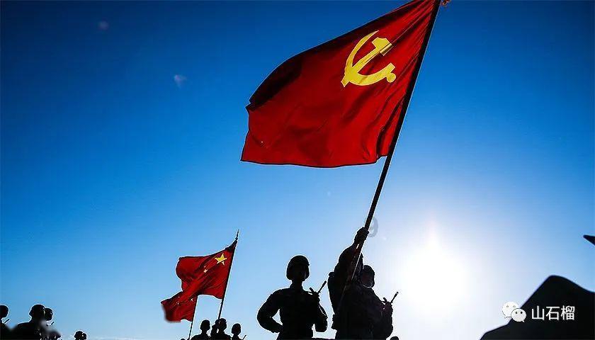右后腰疼怎么回事？游戏画面